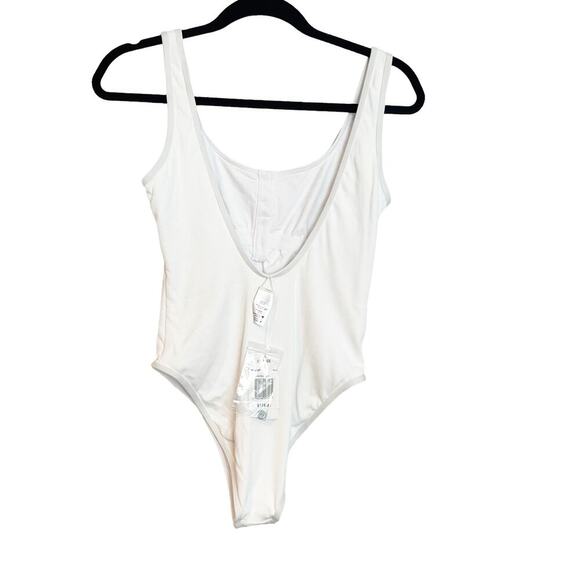 L*space Ribbed Float on One Piece Swimsuit White Size M NWT - Picture 6 of 10